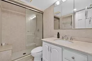 73-47 185th St, Fresh Meadows, NY 11366 - Photo 23