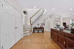 73-47 185th St, Fresh Meadows, NY 11366 - Photo 5