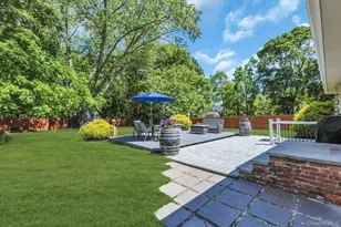 8 Eatondale Ave, Blue Point, NY 11715 - Photo 21
