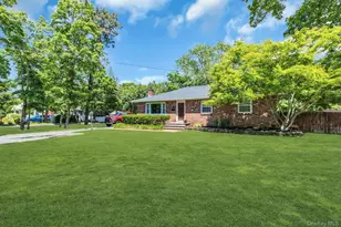 8 Eatondale Ave, Blue Point, NY 11715 - Photo 3