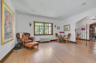 68 Beverly Rd, Great Neck, NY 11021 - Photo 5