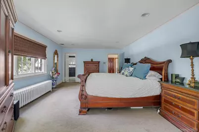 68 Beverly Road, Great Neck, NY 11021 - Photo 19