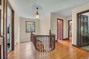 68 Beverly Rd, Great Neck, NY 11021 - Photo 17