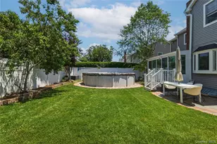 1533 Lowell Ave, New Hyde Park, NY 11040 - Photo 9