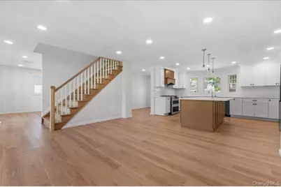 119 Sprucewood Drive, Levittown, NY 11756 - Photo 9