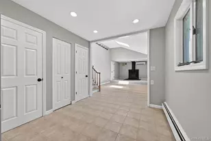 21 Gay Lore Dr, Huntington, NY 11743 - Photo 9