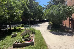 67-50 Thornton Pl, Forest Hills, NY 11375 - Photo 9