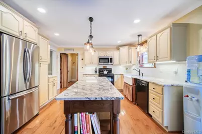 124 Rutsonville Road, Wallkill, NY 12589 - Photo 17