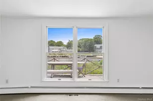 12 White's Ln, Aquebogue, NY 11931 - Photo 17