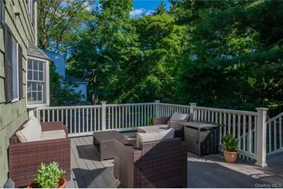 8 Burton Road, Larchmont, NY 10538 - Photo 23