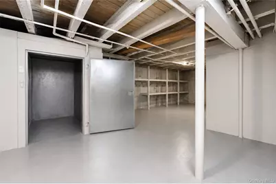 1077 Broadway #Ground Floor, Brooklyn, NY 11221 - Photo 11