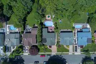 318 Lakeshore Blvd, Massapequa Park, NY 11762 - Photo 25
