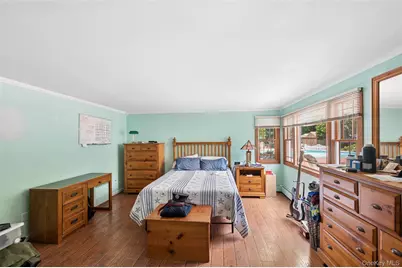 318 Lakeshore Boulevard, Massapequa Park, NY 11762 - Photo 13