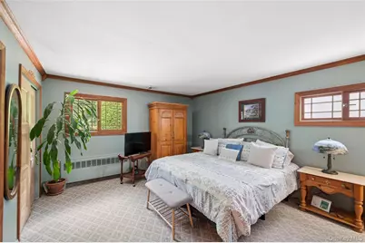 318 Lakeshore Boulevard, Massapequa Park, NY 11762 - Photo 11
