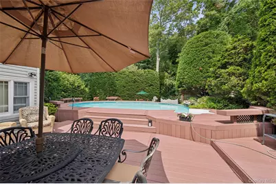 318 Lakeshore Boulevard, Massapequa Park, NY 11762 - Photo 23