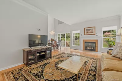 731 Huntington Drive, Fishkill, NY 12524 - Photo 9