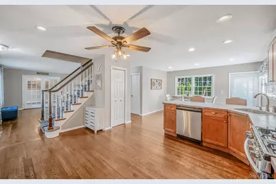 103 Hilary Street, West Sayville, NY 11796 - Photo 7