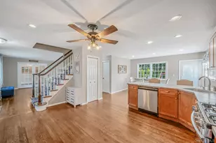 103 Hilary St, West Sayville, NY 11796 - Photo 7