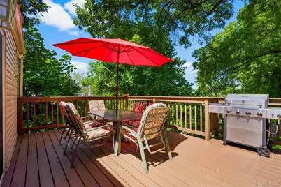 9 Pembrook Drive, Yonkers, NY 10710 - Photo 17