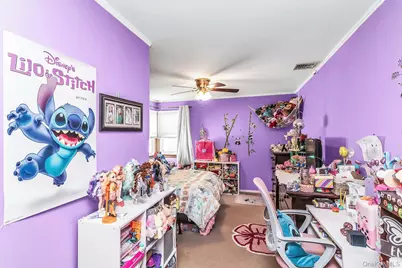 173 N Kings Avenue, Massapequa, NY 11758 - Photo 21