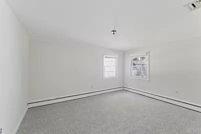 29 Squiretown Road #D, Hampton Bays, NY 11946 - Photo 15