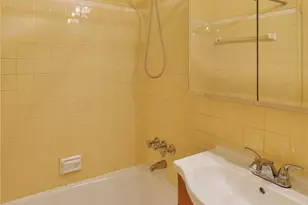87-10 51st Ave, Elmhurst, NY 11373 - Photo 15
