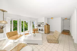 10 Rye Pl, Commack, NY 11725 - Photo 9