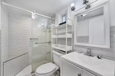 40 S 16 Street, New Hyde Park, NY 11040 - Photo 27