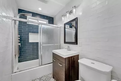 40 S 16 Street, New Hyde Park, NY 11040 - Photo 19