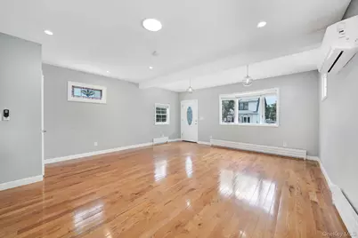 40 S 16 Street, New Hyde Park, NY 11040 - Photo 7