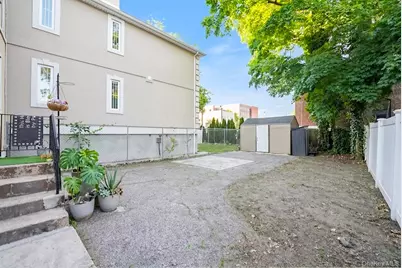 17 S 7th Avenue, Mount Vernon, NY 10550 - Photo 11