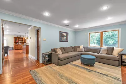 2635 Merrick Avenue, Merrick, NY 11566 - Photo 11