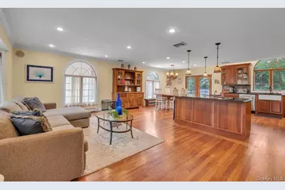 2635 Merrick Avenue, Merrick, NY 11566 - Photo 3