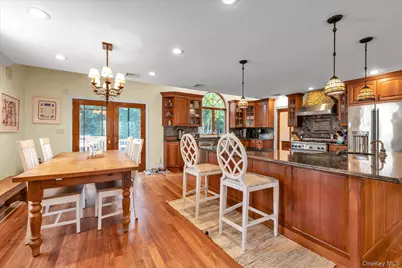 2635 Merrick Avenue, Merrick, NY 11566 - Photo 5