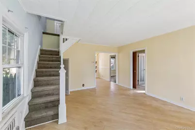 36 Lakeview Court, Ronkonkoma, NY 11779 - Photo 5