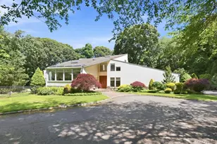 29 Amber Ln, Oyster Bay, NY 11771 - Photo 3