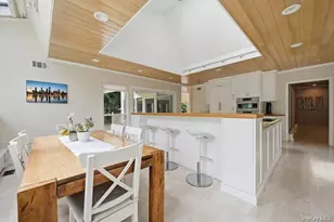 29 Amber Ln, Oyster Bay, NY 11771 - Photo 17