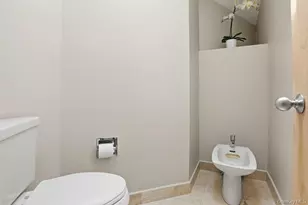 29 Amber Ln, Oyster Bay, NY 11771 - Photo 29