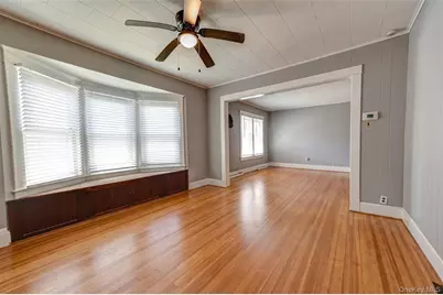 129 Bay Avenue, Patchogue, NY 11772 - Photo 7