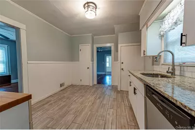 129 Bay Avenue, Patchogue, NY 11772 - Photo 13