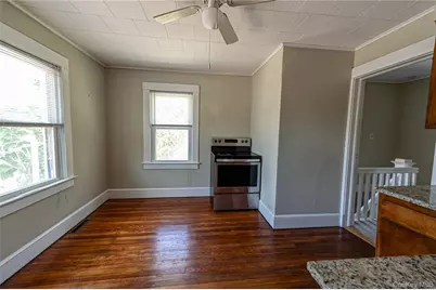 129 Bay Avenue, Patchogue, NY 11772 - Photo 19