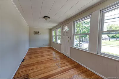 129 Bay Avenue, Patchogue, NY 11772 - Photo 3