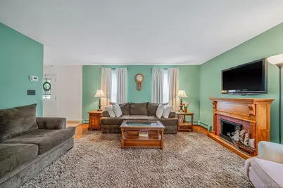 4 Green Terrace, Ridge, NY 11961 - Photo 7