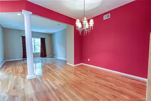 31 Cranberry Cir, Medford, NY 11763 - Photo 5