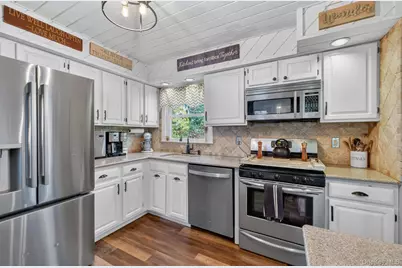 13 Clarkview Road, New Windsor, NY 12553 - Photo 11