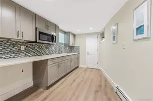 735 E 211th St, Bronx, NY 10467 - Photo 21