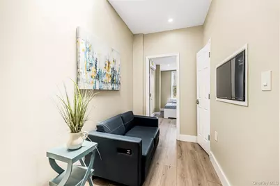 735 E 211th Street, Bronx, NY 10467 - Photo 13