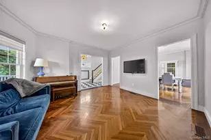 32-15 Murray Ln, Flushing, NY 11354 - Photo 5