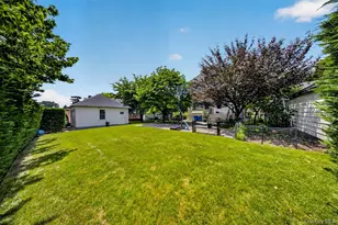 32-15 Murray Ln, Flushing, NY 11354 - Photo 37