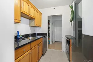 136 Beach 117th St, Rockaway Park, NY 11694 - Photo 15